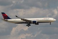 N831NW - A333 - Delta Air Lines