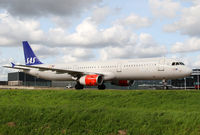 LN-RKK @ EHAM - SAS A321 - by Andreas Ranner