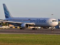CS-TKR @ LPPT - EuroAtlantic Airways TP2615 departure to Caracas (CCS) - by JC Ravon - FRENCHSKY