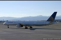 N75853 @ KLAS - Boeing 757-324 - United Airlines  C/N 32812, N75853 - by Dariusz Jezewski www.FotoDj.com