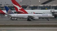 N528UA @ LAX - United - by Florida Metal