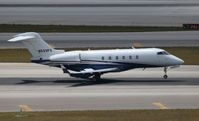 N533FX @ MIA - Challenger 300