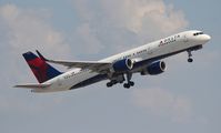 N555NW @ FLL - Delta - by Florida Metal