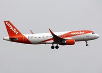 G-EZRB photo, click to enlarge G-EZRB photo, click to enlarge