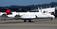 N738EV @ KATL - Taxi Atlanta - by Ronald Barker