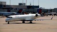 N759EV @ KATL - Taxi Atlanta - by Ronald Barker