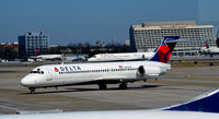 N942AT @ KATL - Turning to gate Atlanta - by Ronald Barker