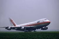 JY-AFS @ EHAM - Alia - Royal Jordanian Airlines Boeing 747-2D3B landing at Schiphol airport, the Netherlands, 1985 - by Van Propeller