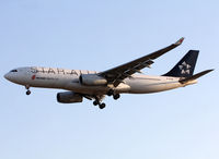 B-6091 @ LEBL - Landing rwy 25R in Star Alliance c/s - by Shunn311