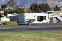 N95U @ SZP - 1951 Cessna 195A BUSINESSLINER, Jacobs R755A-2 275 Hp, taxi to the Fuel Dock - by Doug Robertson