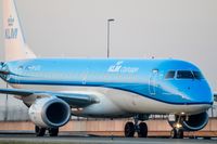 PH-EZK @ EHAM - KLM E190 - by fink123