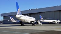 N820UA @ KSFO - Three different aircraft. SFO 2018. - by Clayton Eddy