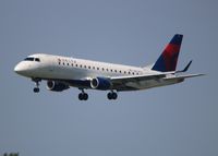 N623CZ @ DTW - Delta Connection