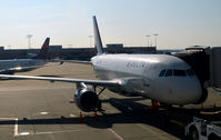 N316NB @ KATL - At the gate Atlanta - by Ronald Barker