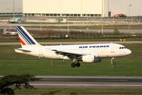 F-GRXB @ LFBO - Airbus A319-111, On final rwy 14R, Toulouse-Blagnac Airport (LFBO-TLS) - by Yves-Q