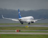 I-NEOS @ NZAA - landing (just) at AKL - by magnaman