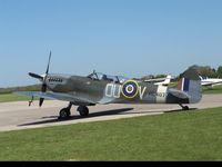 G-LFIX @ EGBK - At Sywell Aerodrome. - by Luke Smith-Whelan