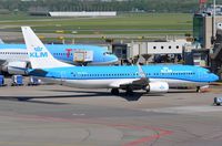 PH-BGA @ EHAM - KLM B738 almost ready for departure. - by FerryPNL