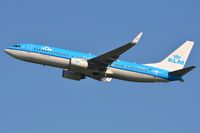 PH-BXK @ EHAM - KLM B738 taking-off - by FerryPNL