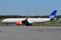 LN-RKR @ ESSA - SAS A333 taxying to the runway - by FerryPNL