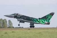 31 00 @ EDDB - Showing off the Ghost Tiger scheme at ILA 2018 - by alanh