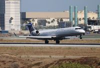 N750SK @ LAX - United Express - by Florida Metal