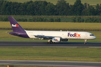 N919FD @ VIE - FedEx - Federal Express Boeing 757-200 - by Thomas Ramgraber