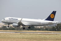 D-AIUM @ LMML - A320 D-AIUM Lufthansa - by Raymond Zammit