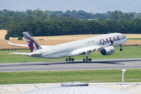 A7-ALE @ VIE - Qatar Airways Airbus A350-900 - by Thomas Ramgraber