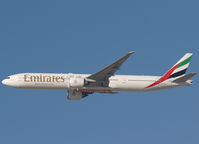 A6-EGG @ DXB - Take off from DUBAI INTERNATIONAL Airport - by Willem Göebel