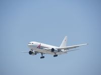 N774AX @ 3607 - Landing - by Canonman