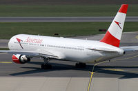 OE-LAZ @ VIE - Austrian Airlines Boeing 767-300 - by Thomas Ramgraber