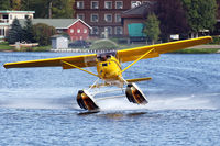 N22CB @ PALH - lake hood - by Jeroen Stroes