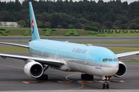 HL7533 @ RJAA - Korean B773 aproaching its gate. - by FerryPNL