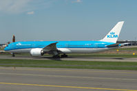 PH-BHF @ EHAM - KLM - by Fred Willemsen
