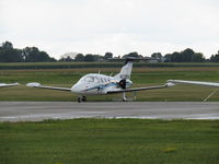 N202EA @ ATW - in for EAA18 - by magnaman