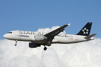 D-AIPD @ LMML - A320 D-AIPD Lufthansa Star Alliance - by Raymond Zammit