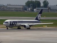 SP-LOB @ EPWA - LOT Polish Airlines Krakow (broken up) - by Jean Christophe Ravon - FRENCHSKY