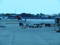 N311PQ @ MKE - from inside terminal - by magnaman