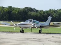 N3995A @ ETB - on apron at west bend - by magnaman