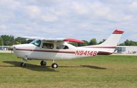 N94148 @ KOSH - Cessna T210L