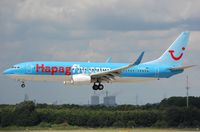 D-ATUC @ EDDL - Landing of Hapagfly B738 - by FerryPNL