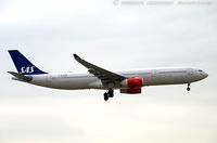 LN-RKU - Airbus A330-343 - Scandinavian Airlines - SAS  C/N 1715, LN-RKU - by Dariusz Jezewski www.FotoDj.com