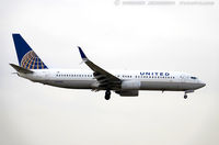 N33284 - Boeing 737-824 - United Airlines  C/N 31635, N33284 - by Dariusz Jezewski www.FotoDj.com