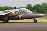 1129 @ LFSI - Saab 105OE, Taxiing to holding point rwy 29, St Dizier-Robinson Air Base 113 (LFSI) Open day 2017 - by Yves-Q