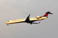 N147PQ @ KJFK - Bombardier CRJ-900 (CL-600-2D24) - Delta Connection (ExpressJet Airlines)   C/N 15147, N147PQ - by Dariusz Jezewski www.FotoDj.com