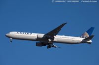N66056 @ KEWR - Boeing 767-424/ER - United Airlines  C/N 29451, N66056 - by Dariusz Jezewski www.FotoDj.com