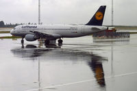 D-AIZN @ ESGG - Heavy rain and reflections - by Micha Lueck
