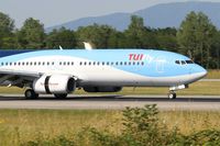 D-ATUC @ LFSB - Boeing 737-8K5, On final rwy 15, Bâle-Mulhouse-Fribourg airport (LFSB-BSL) - by Yves-Q