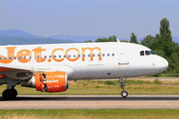 G-EZTE @ LFSB - Airbus A320-214, Landing rwy 15, Bâle-Mulhouse-Fribourg airport (LFSB-BSL) - by Yves-Q